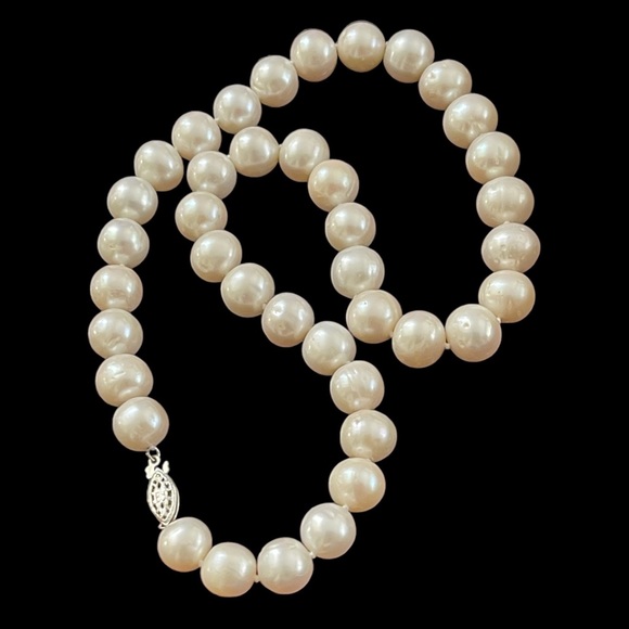 High quality cultured freshwater 11 mm pearl solid sterling silver necklace - Picture 3 of 12